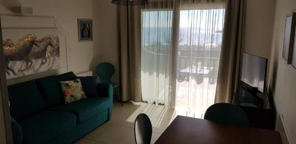 Appartement Front De Avec Vue Et Acces Plage, Les Saintes-Maries-de-la-Mer